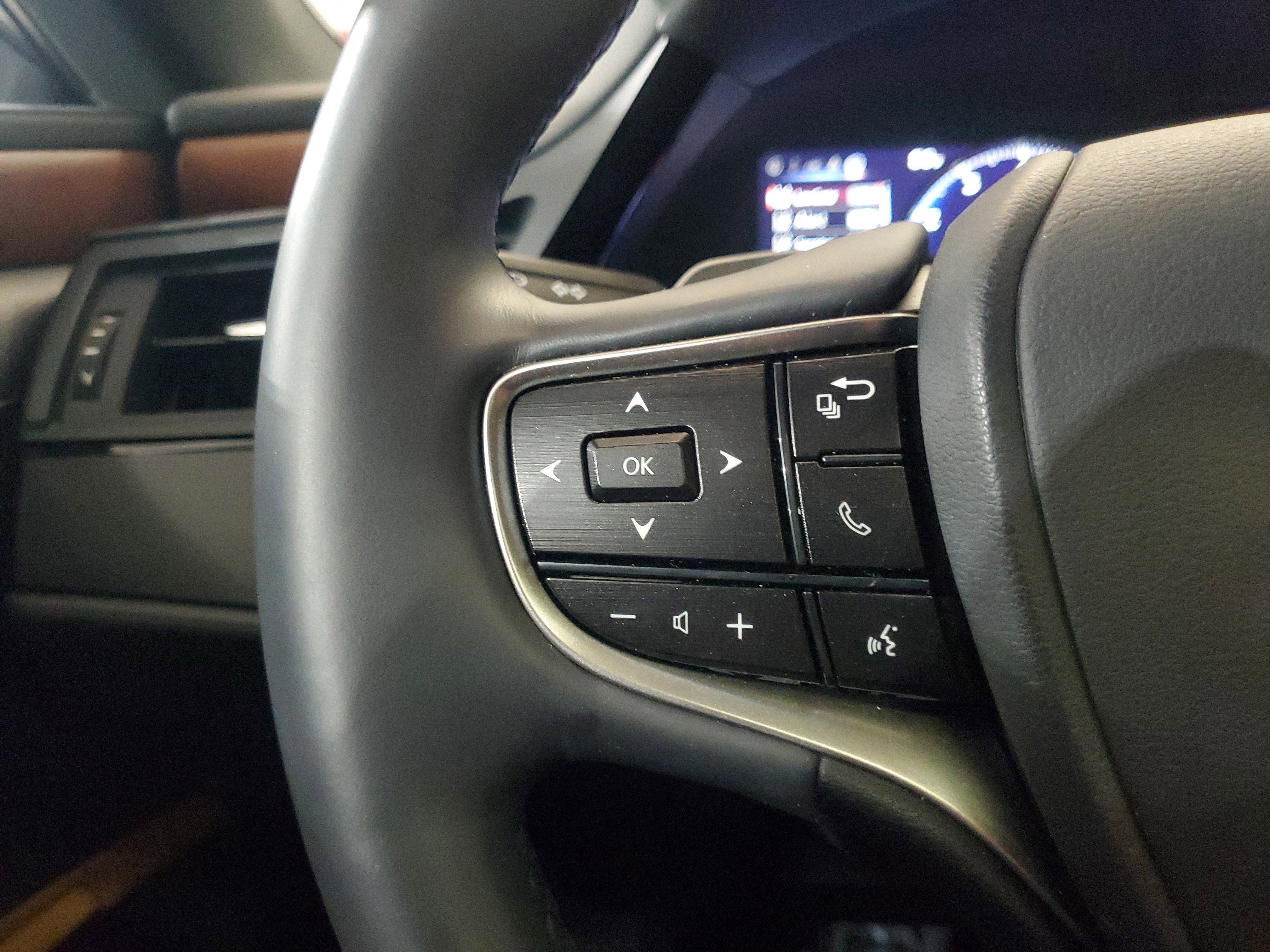 Used 2022 Lexus ES 350 w/ Premium Package image 21