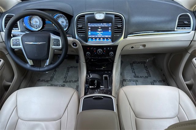 Used 2014 Chrysler 300 image 15