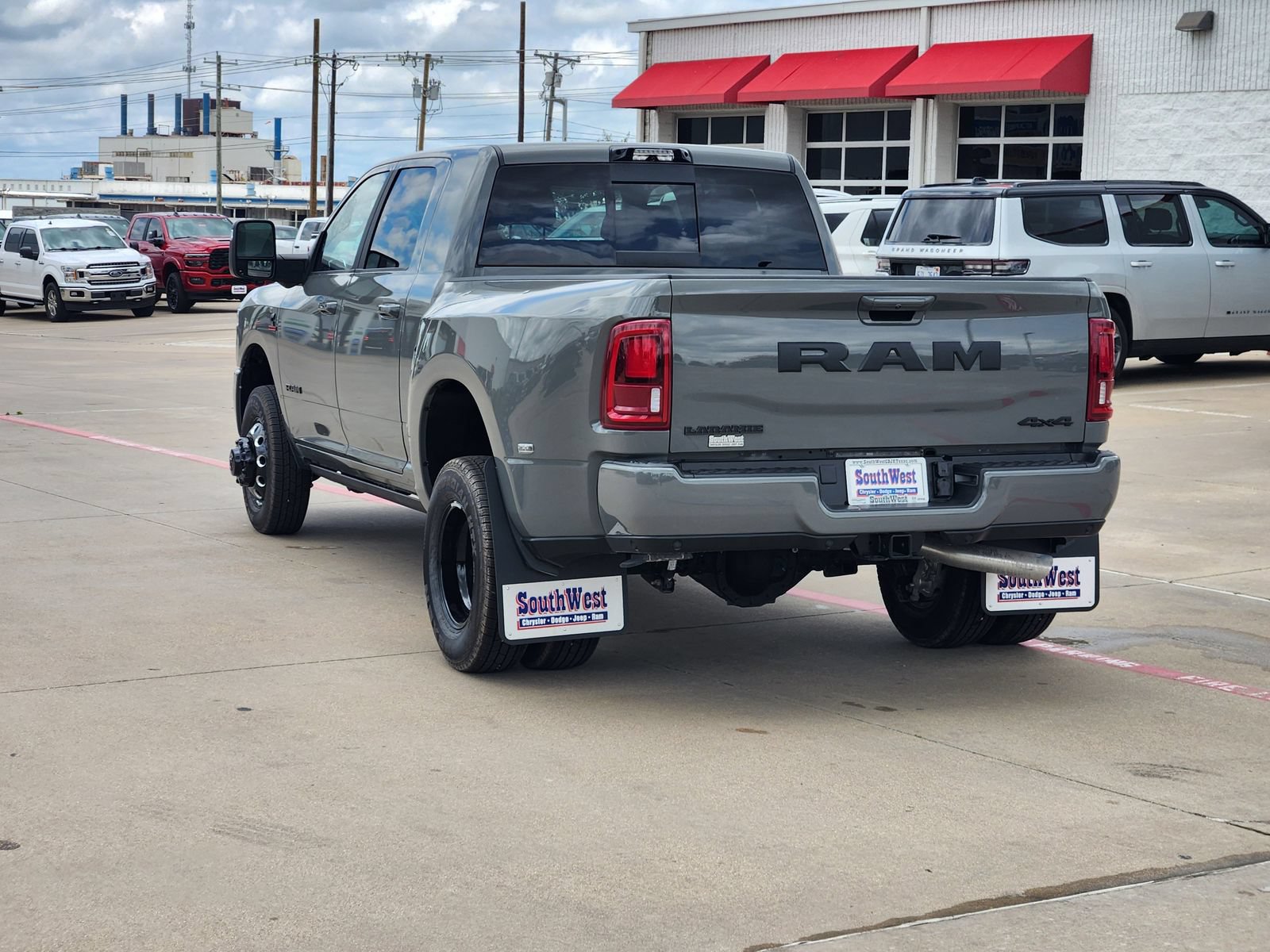 New 2026 RAM 3500 Laramie AWD/4WD image 2