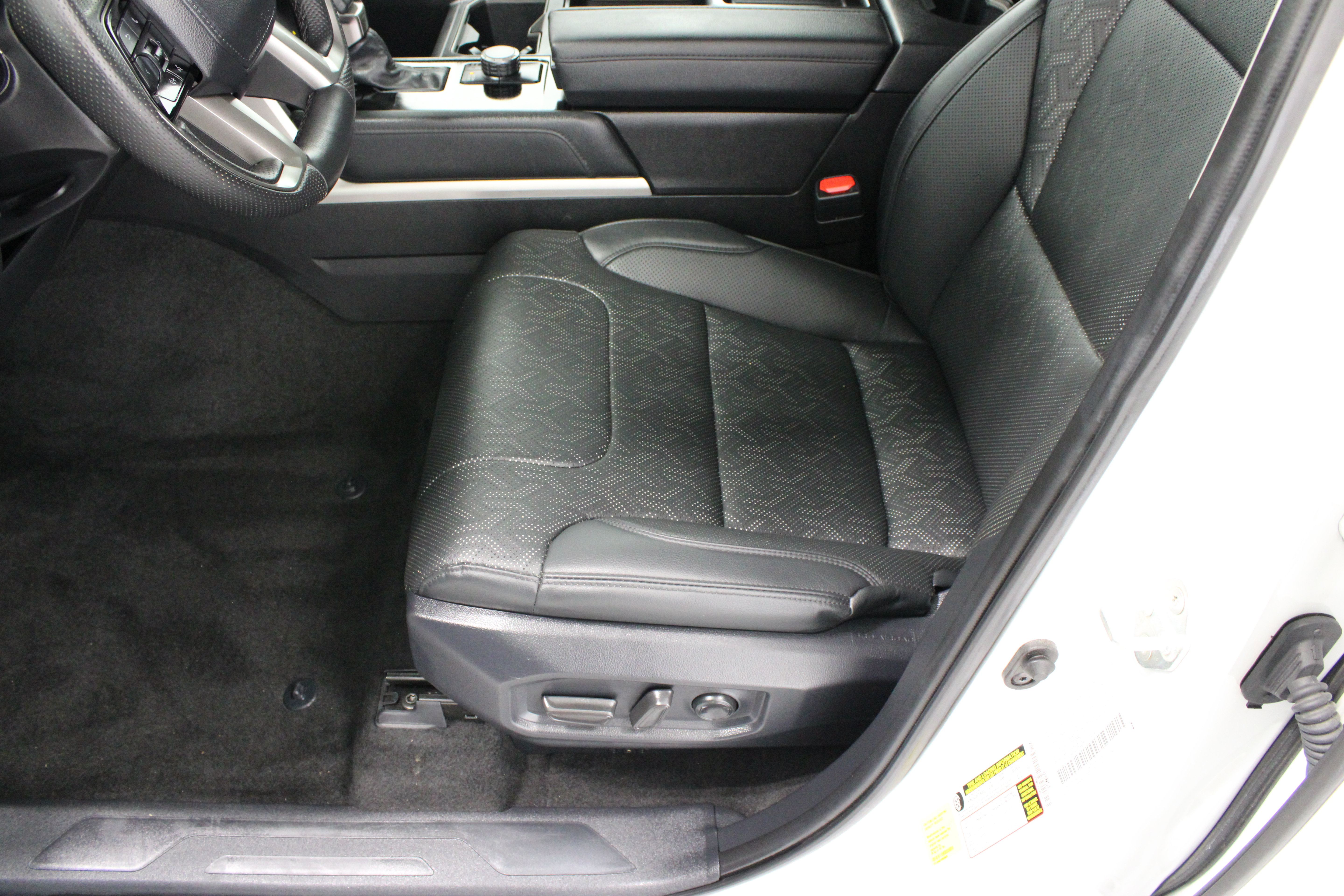 Used 2024 Toyota Tundra Limited RWD image 16