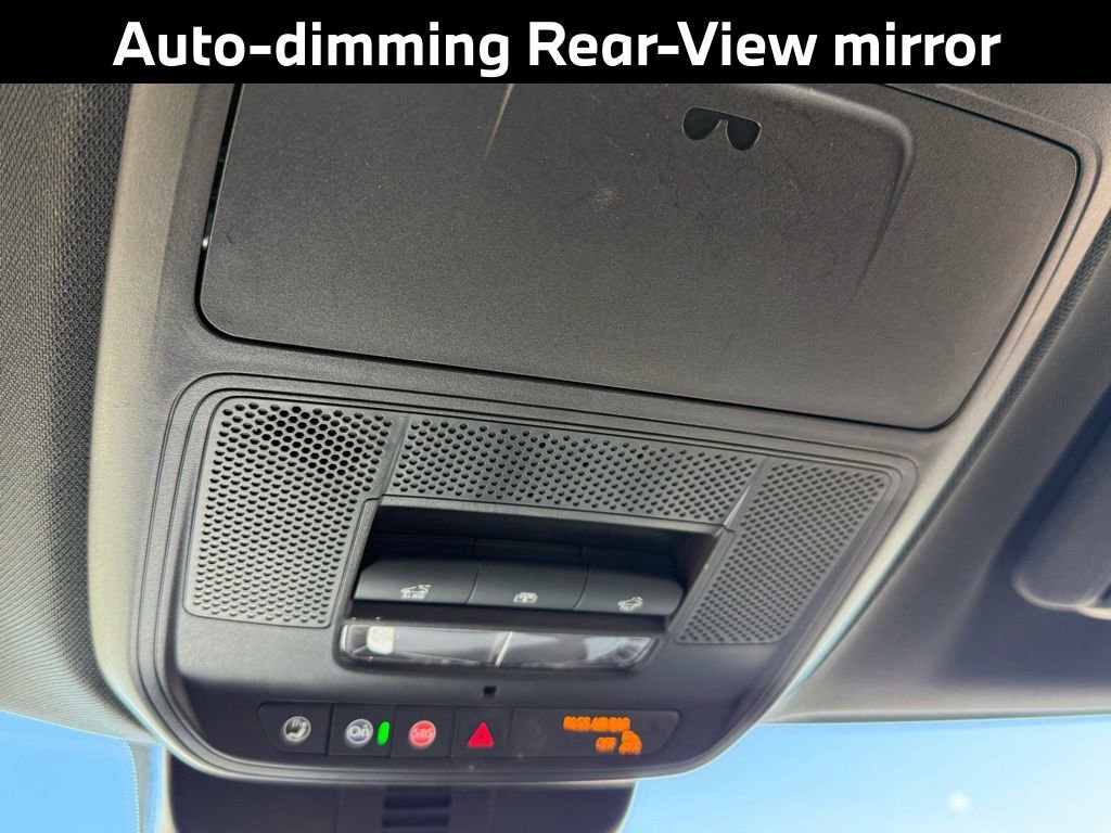 Used 2025 Buick Enclave Sport Touring w/ Power Package image 19