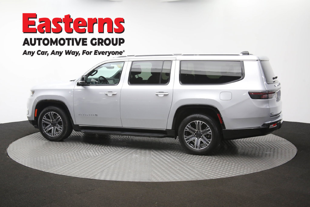Used 2024 Jeep Wagoneer L Series II w/ Flexible Seating Group AWD/4WD image 69