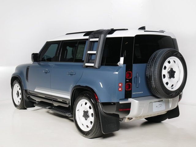 Certified 2025 Land Rover Defender 110 S AWD/4WD image 34