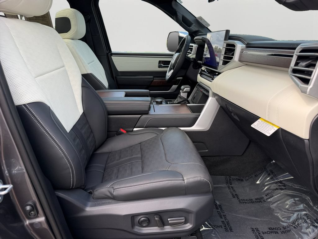 Used 2025 Toyota Tundra Capstone AWD/4WD image 8
