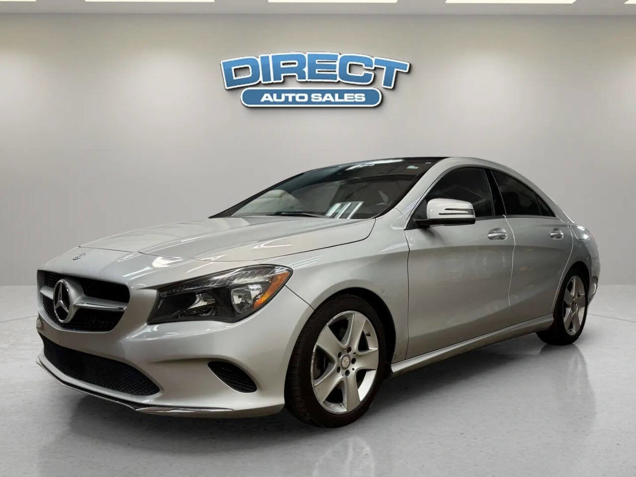 Used 2018 Mercedes-Benz CLA 250 w/ Premium Package image 3