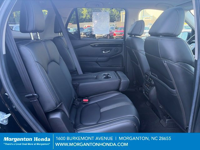 Used 2025 Honda Pilot Touring image 41
