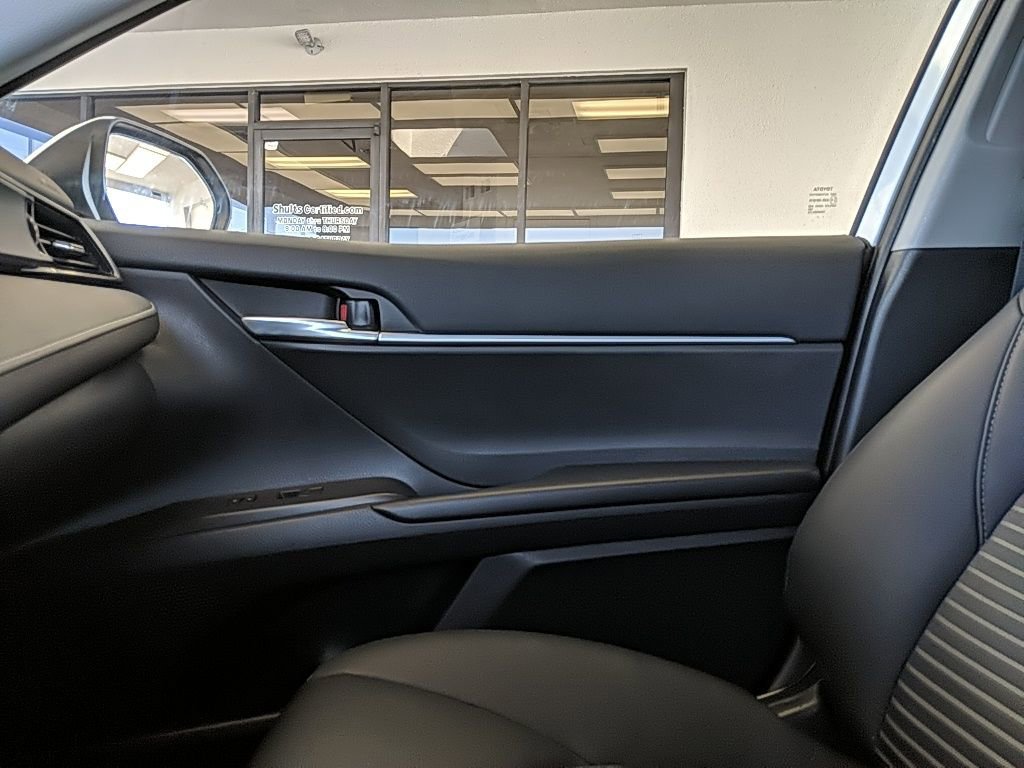 Used 2023 Toyota Camry SE w/ Cold Weather Package image 23