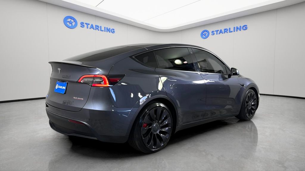 Used 2022 Tesla Model Y Performance image 9