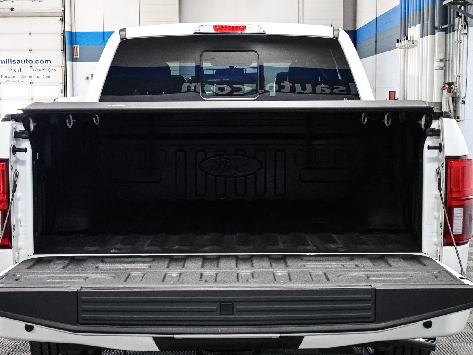 Used 2020 Ford F150 Platinum w/ Equipment Group 701A Luxury AWD/4WD image 19