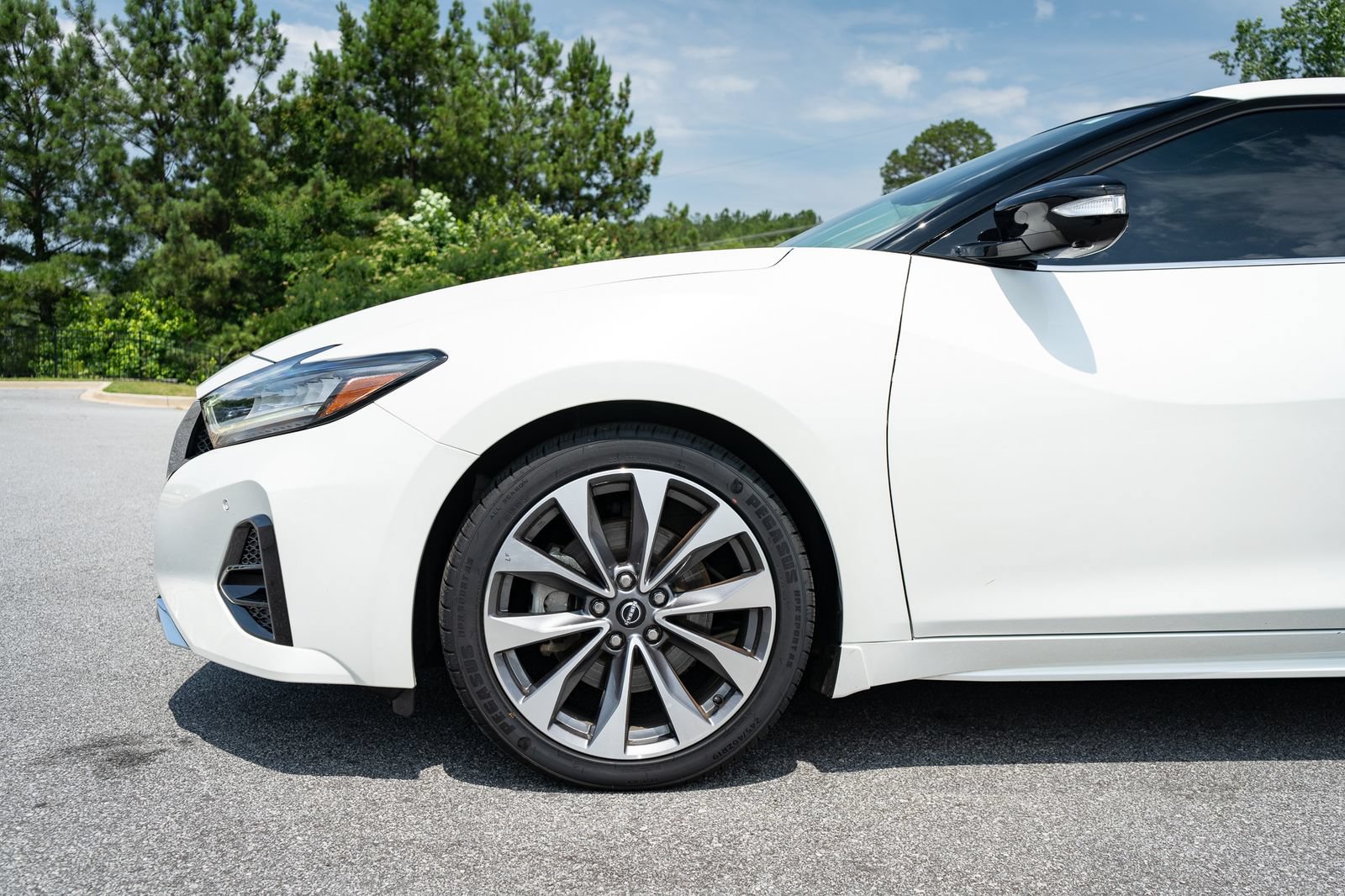 Used 2023 Nissan Maxima Platinum w/ Sport Mat Group FWD image 4