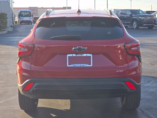 New 2026 Chevrolet Trax RS w/ Sunroof Package FWD image 15