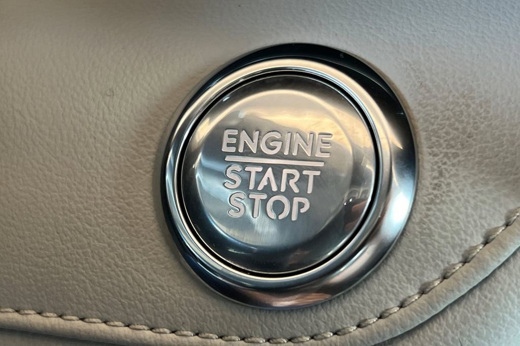 Used 2024 Lincoln Nautilus Reserve w/ Equipment Group 202A image 26