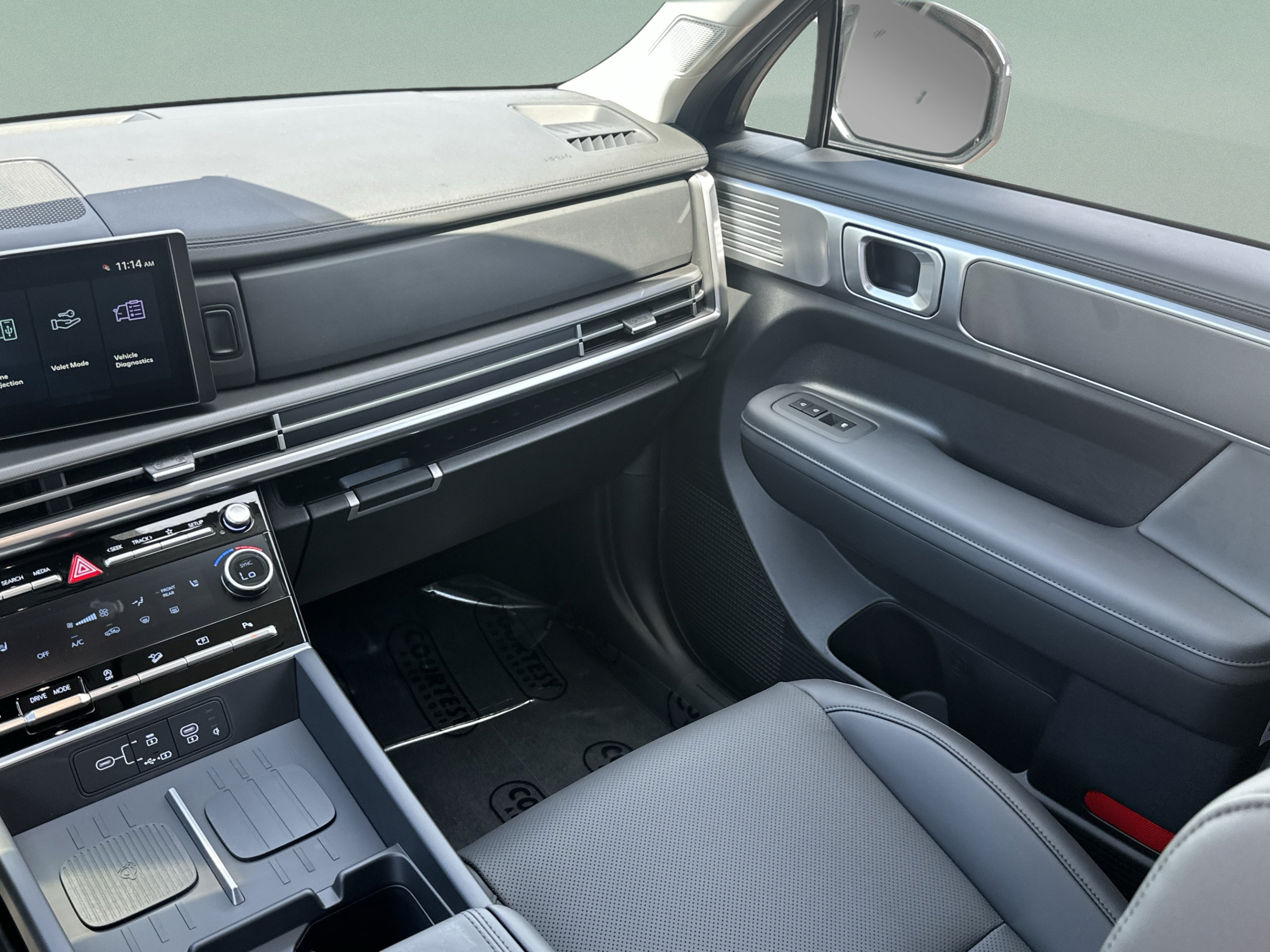 New 2027 Hyundai Santa Fe SEL FWD image 11