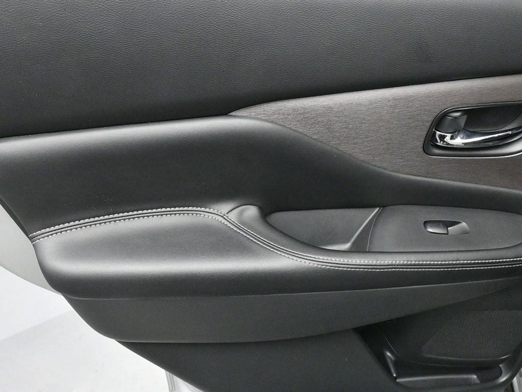 Used 2023 Nissan Murano SV image 15