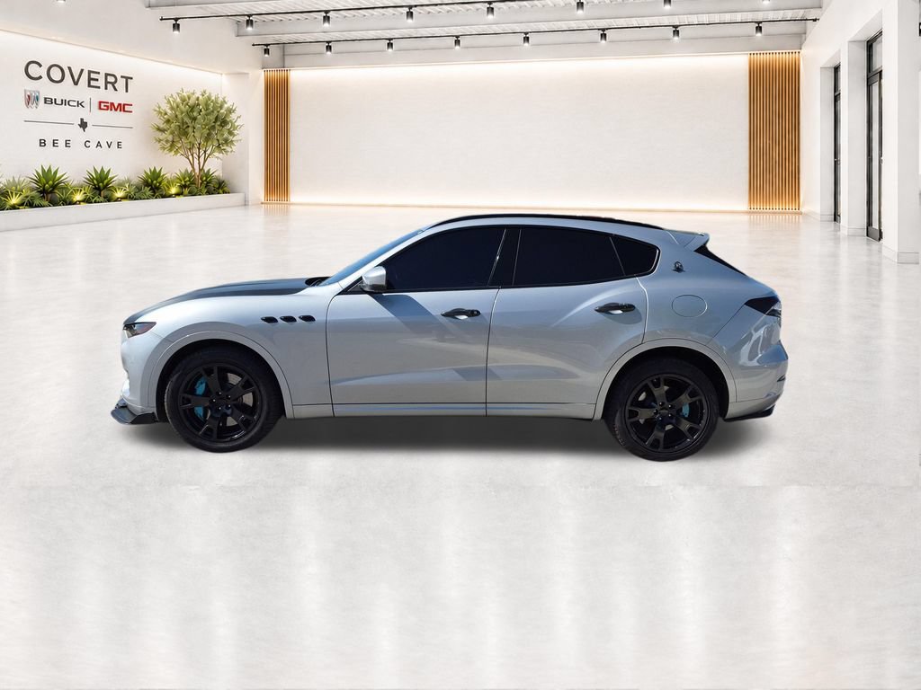Used 2017 Maserati Levante S AWD/4WD image 6