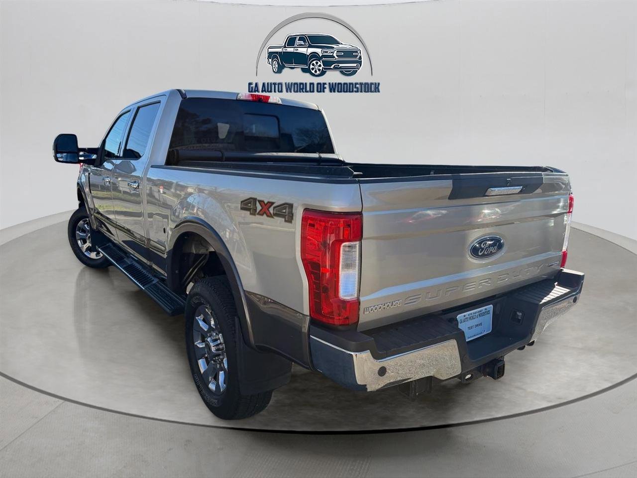 Used 2017 Ford F250 Lariat w/ Chrome Package AWD/4WD image 5