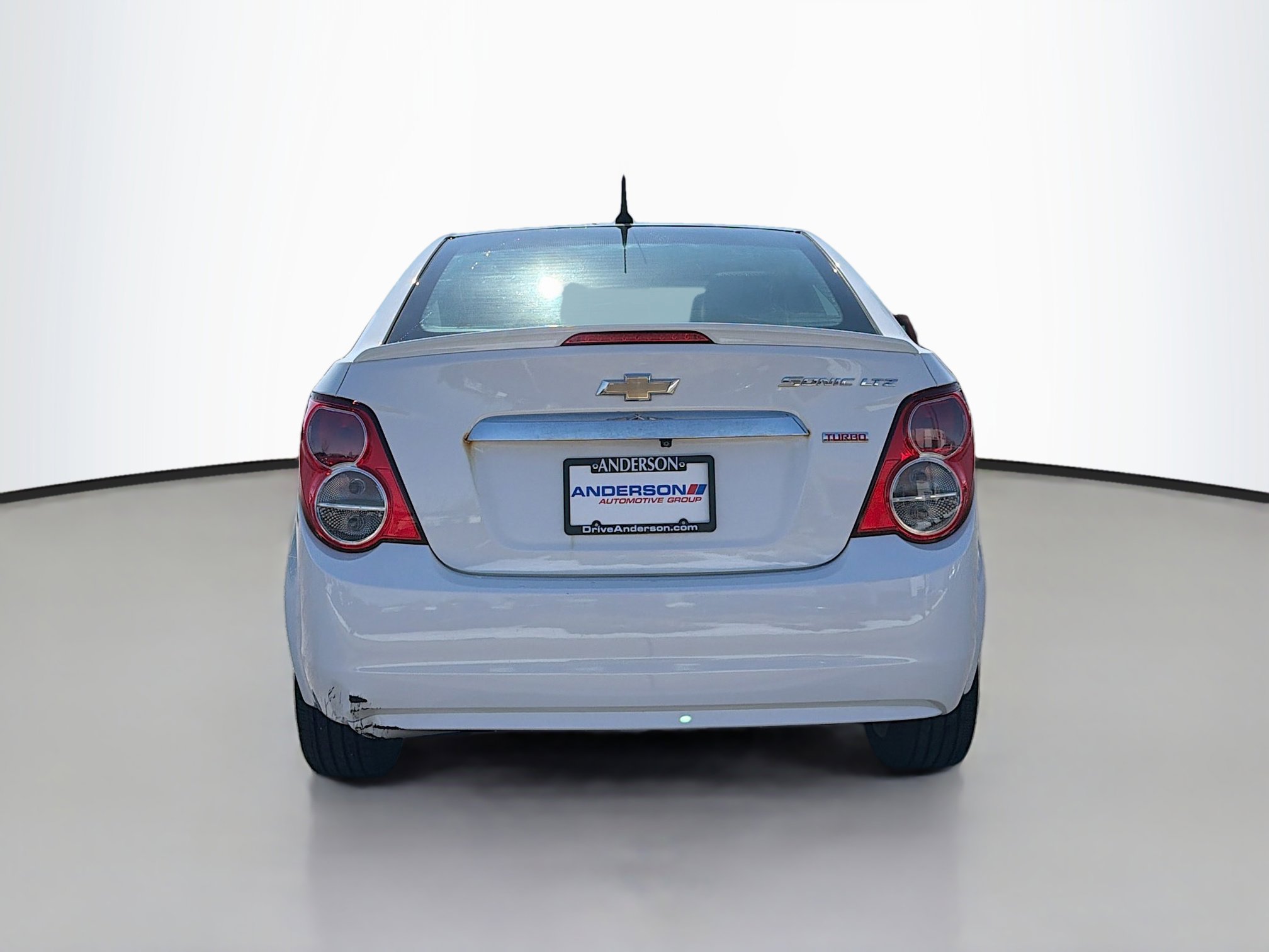 Used 2014 Chevrolet Sonic LTZ image 17