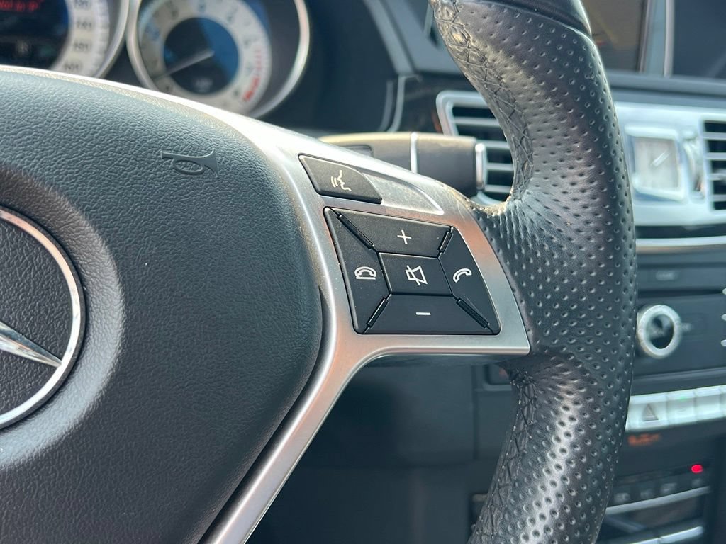 Used 2016 Mercedes-Benz E 350 4MATIC Sedan image 22