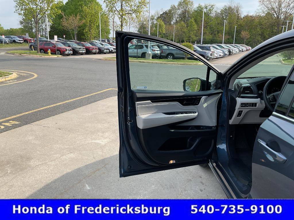 Used 2026 Honda Odyssey Elite image 15