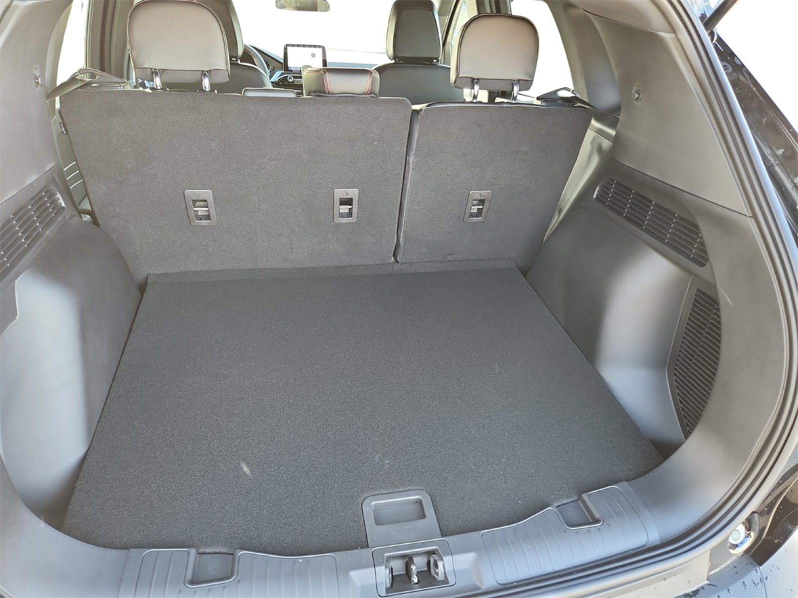 New 2026 Ford Escape ST-Line image 26