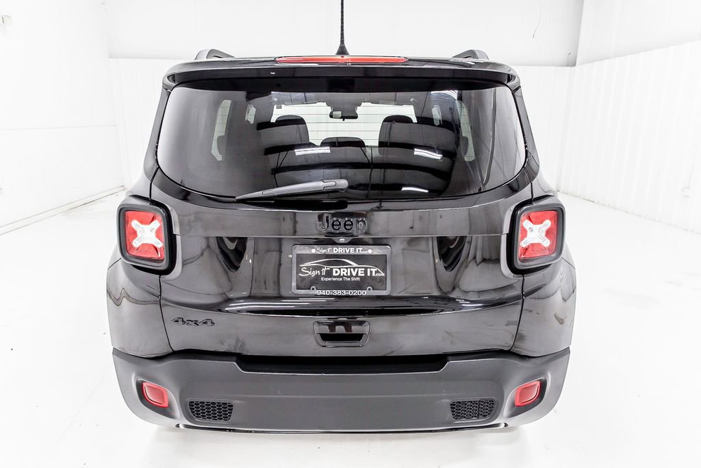 Used 2022 Jeep Renegade Altitude AWD/4WD image 6