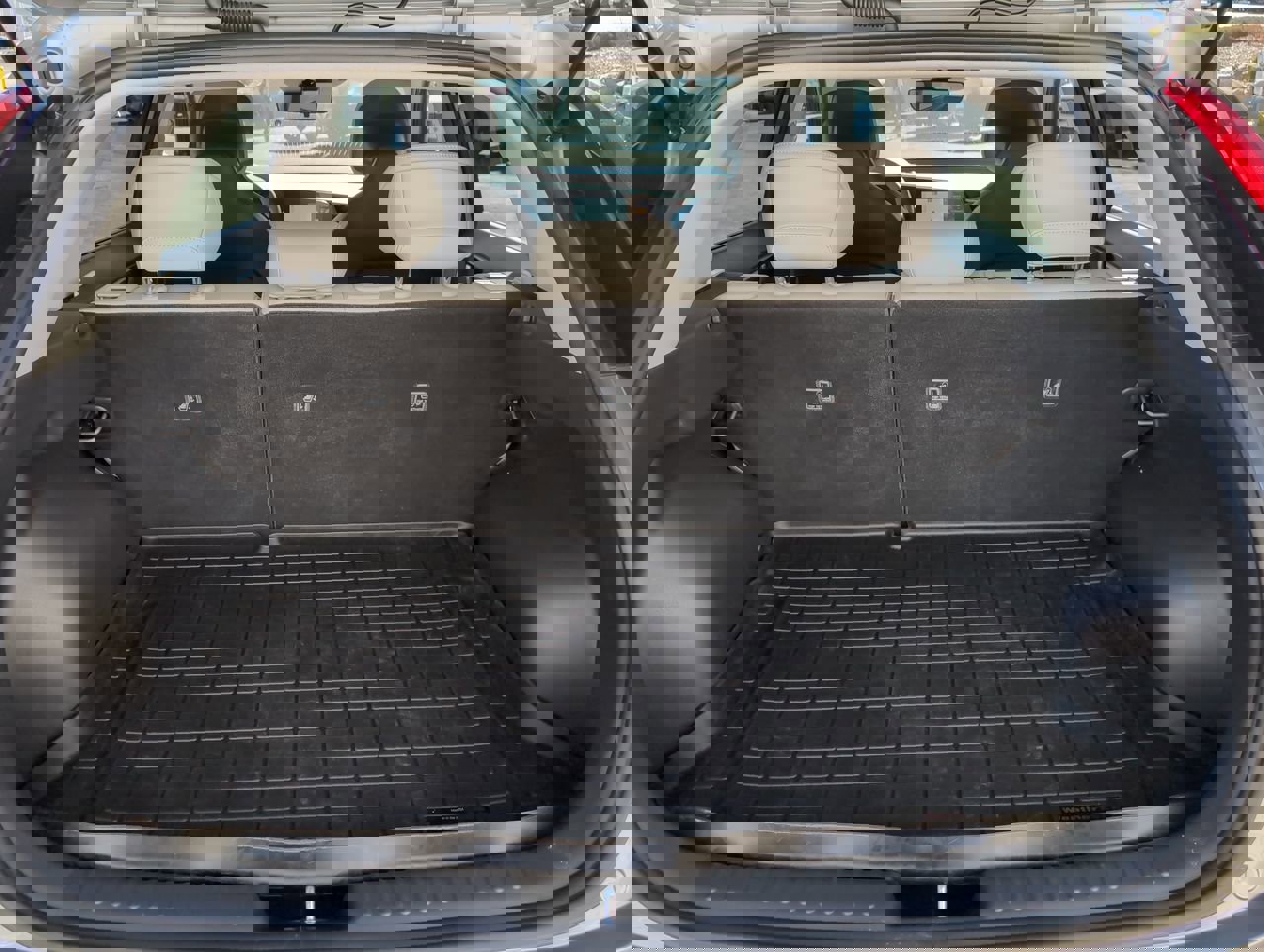 Used 2023 Kia Niro EX image 14