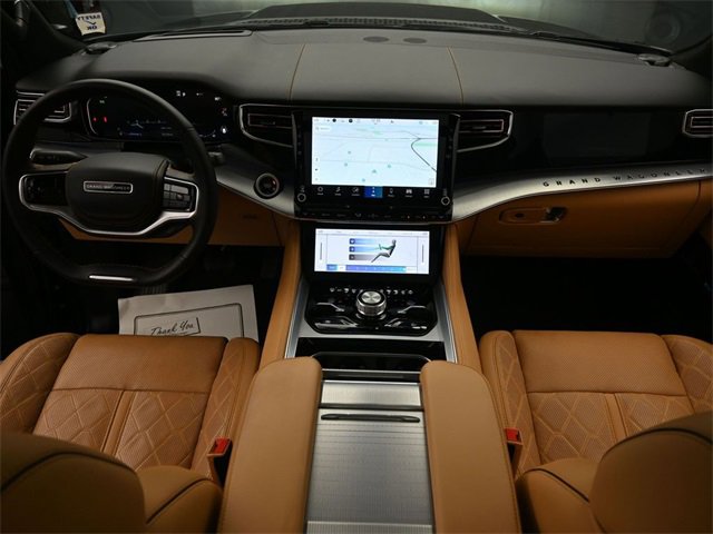Used 2023 Jeep Grand Wagoneer Series III image 22