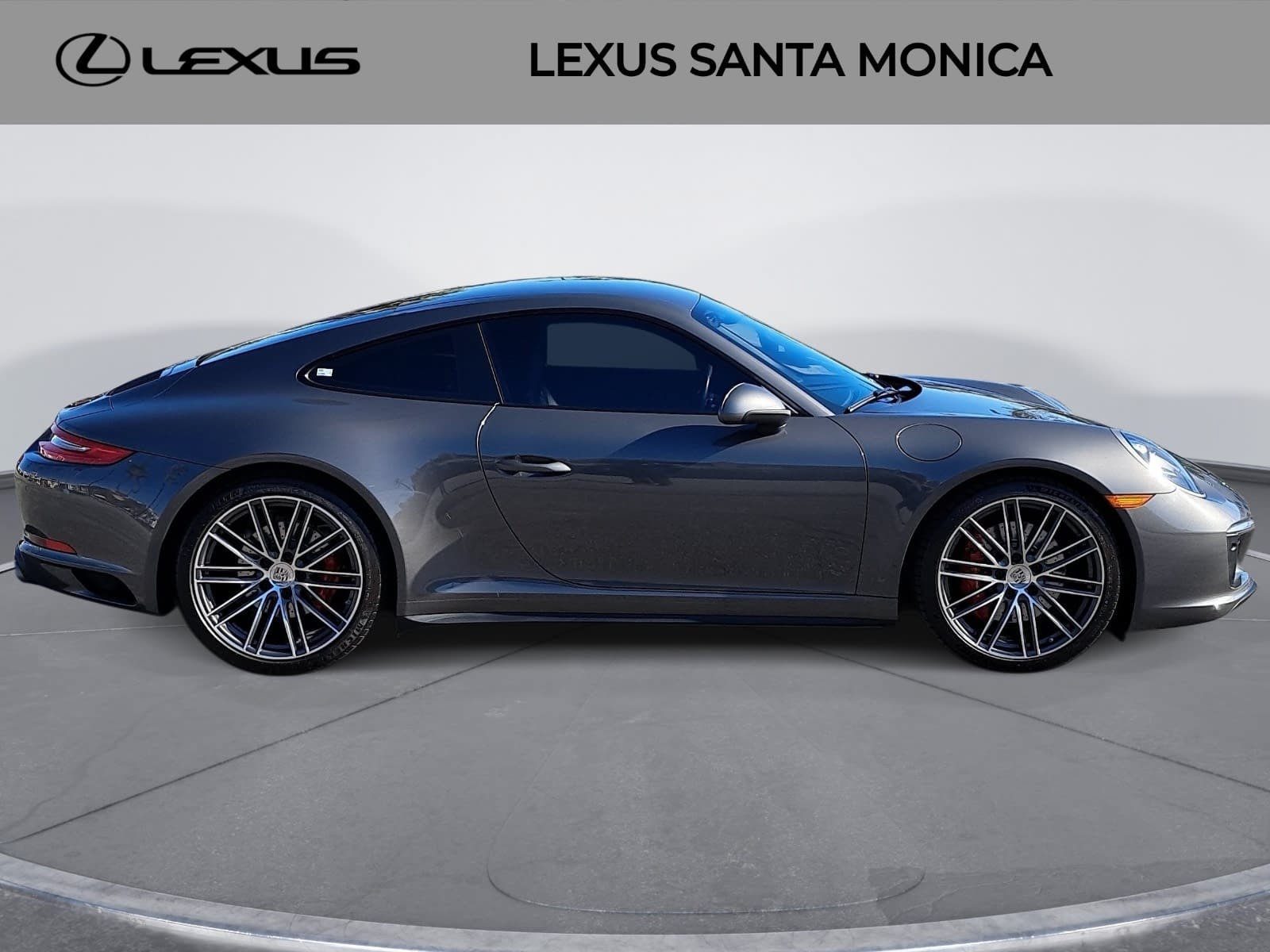 Used 2019 Porsche 911 Carrera 4S AWD/4WD image 4