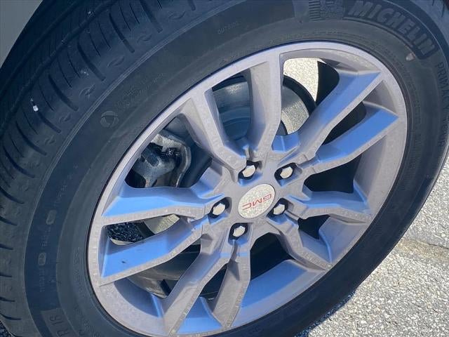 Used 2022 GMC Terrain SLT w/ Tech Package image 23