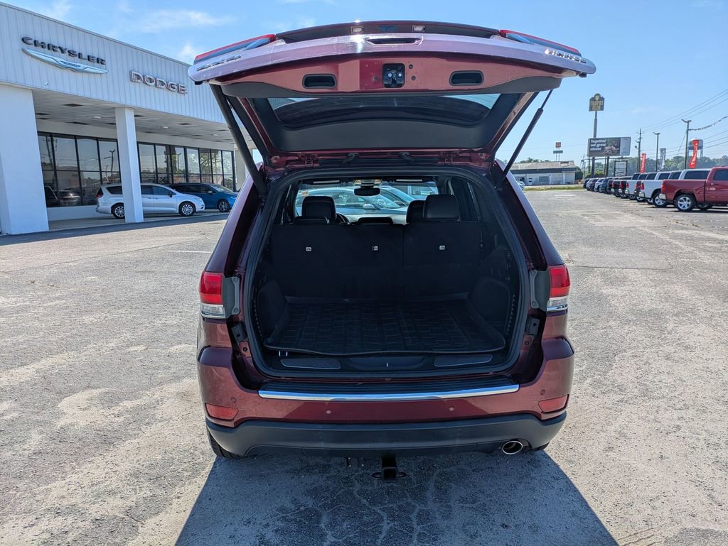 Used 2017 Jeep Grand Cherokee Limited AWD/4WD image 26