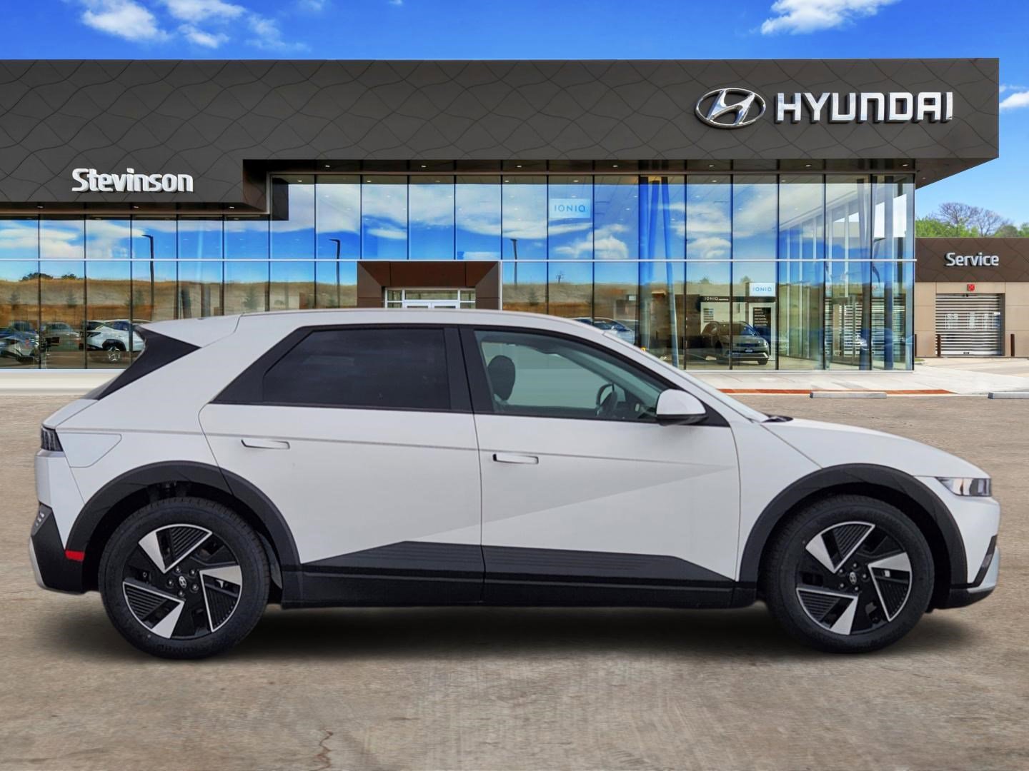 New 2026 Hyundai Ioniq 5 SEL AWD/4WD image 4