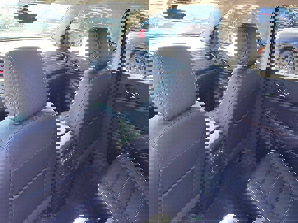 Used 2023 GMC Acadia Denali w/ Denali Ultimate Package image 30