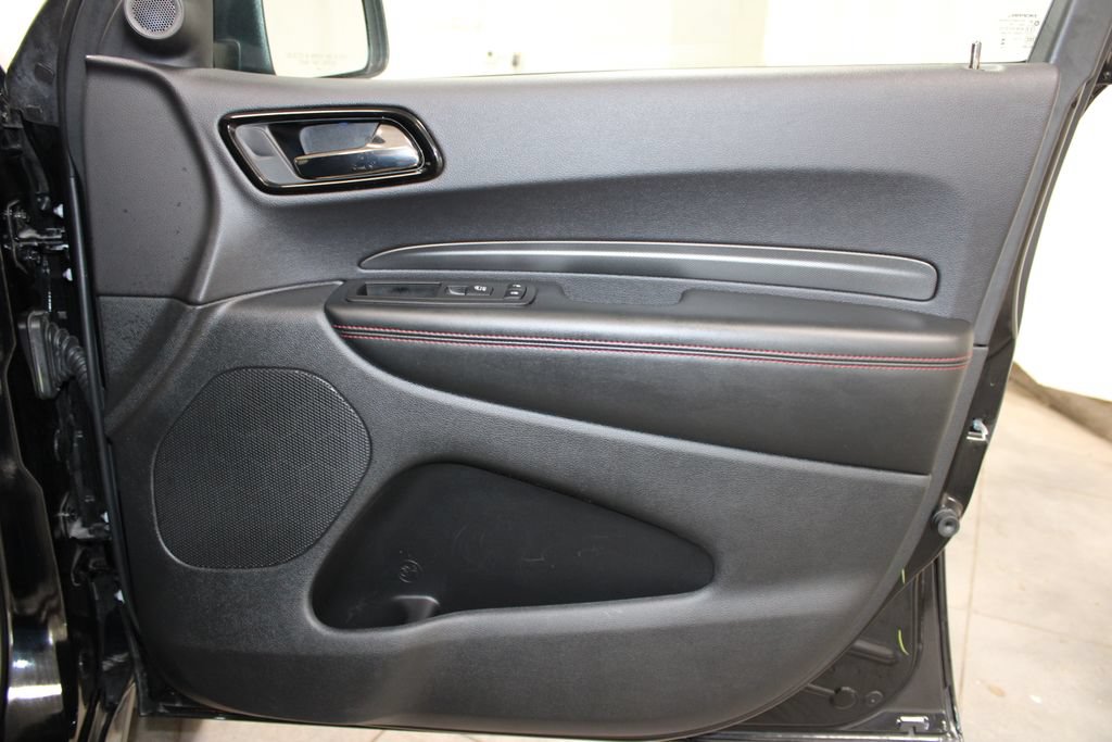 Used 2025 Dodge Durango GT AWD/4WD image 35