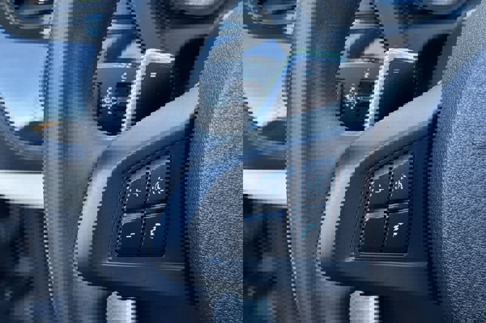 Used 2015 BMW Z4 sDrive35is image 24