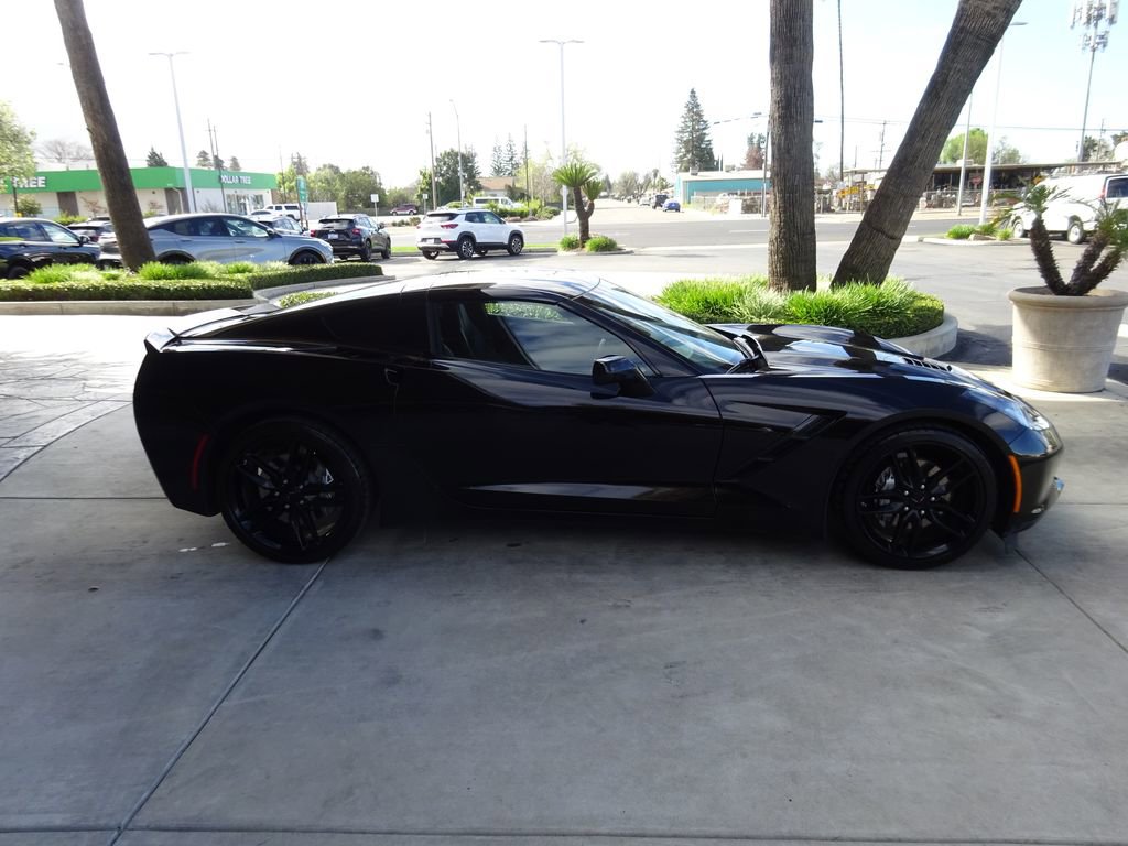 Used 2019 Chevrolet Corvette Stingray Coupe w/ Battery Protection Package image 12