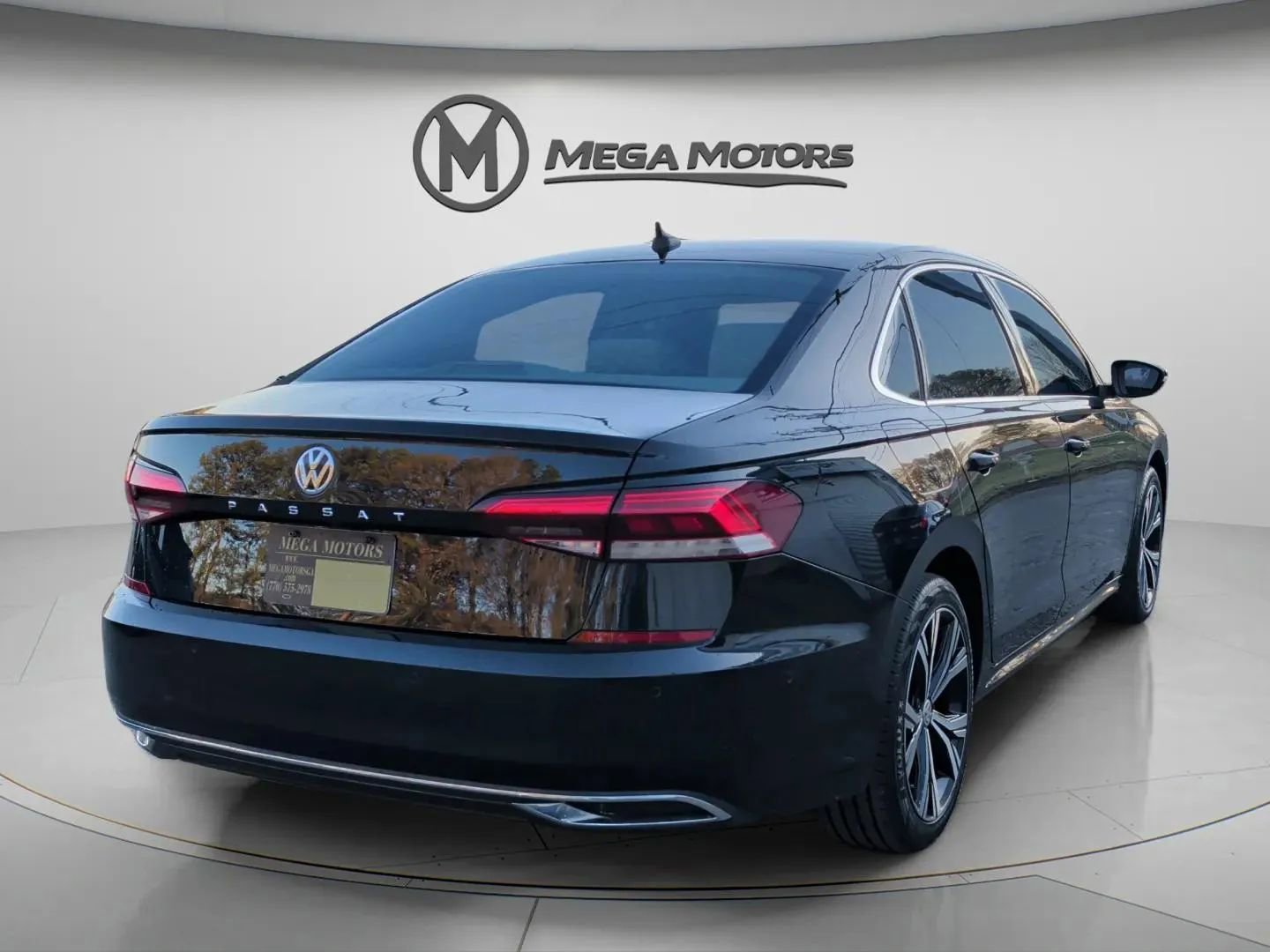 Used 2020 Volkswagen Passat 2.0T SEL image 7