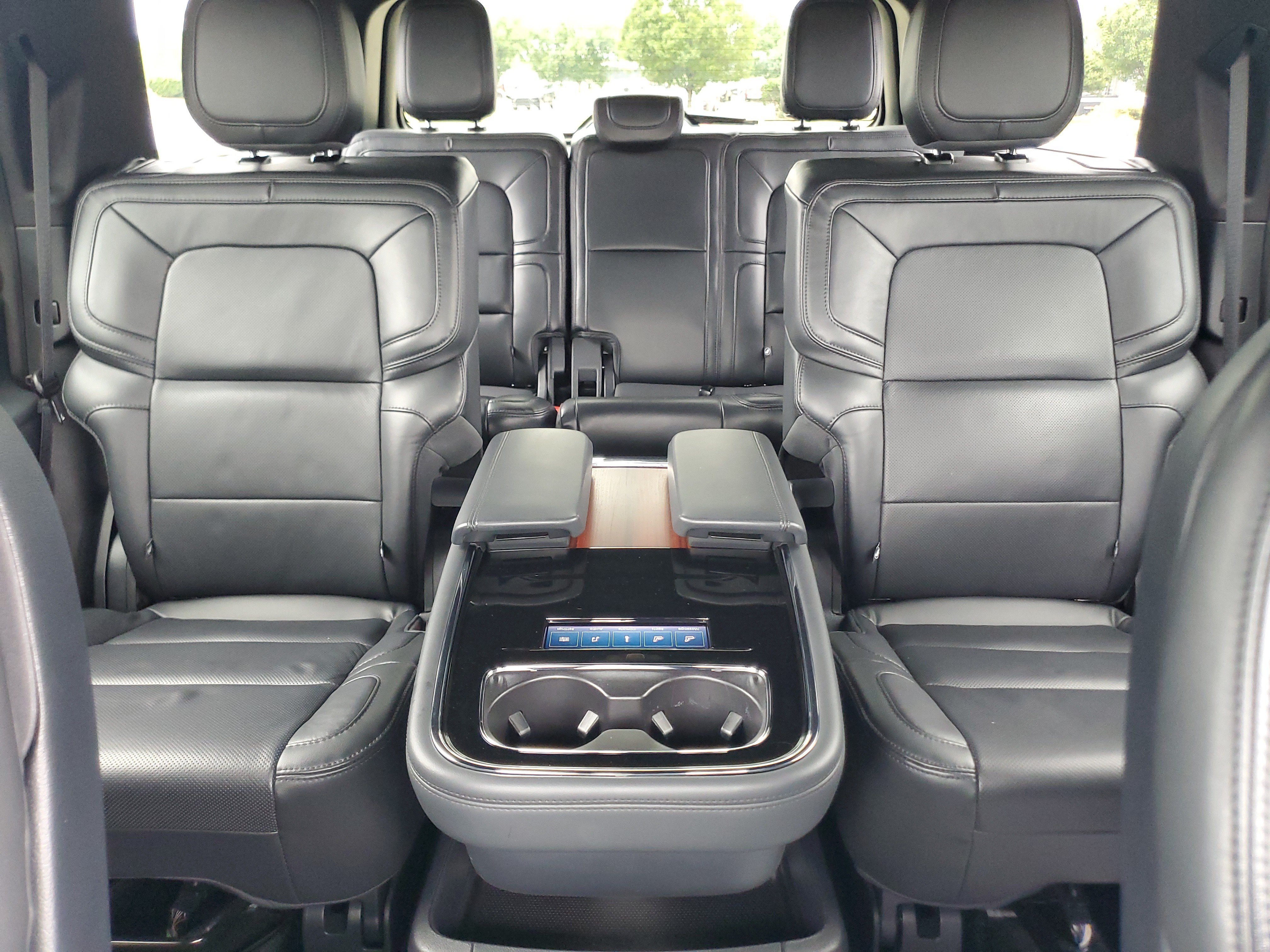 Used 2024 Lincoln Navigator Reserve AWD/4WD image 19