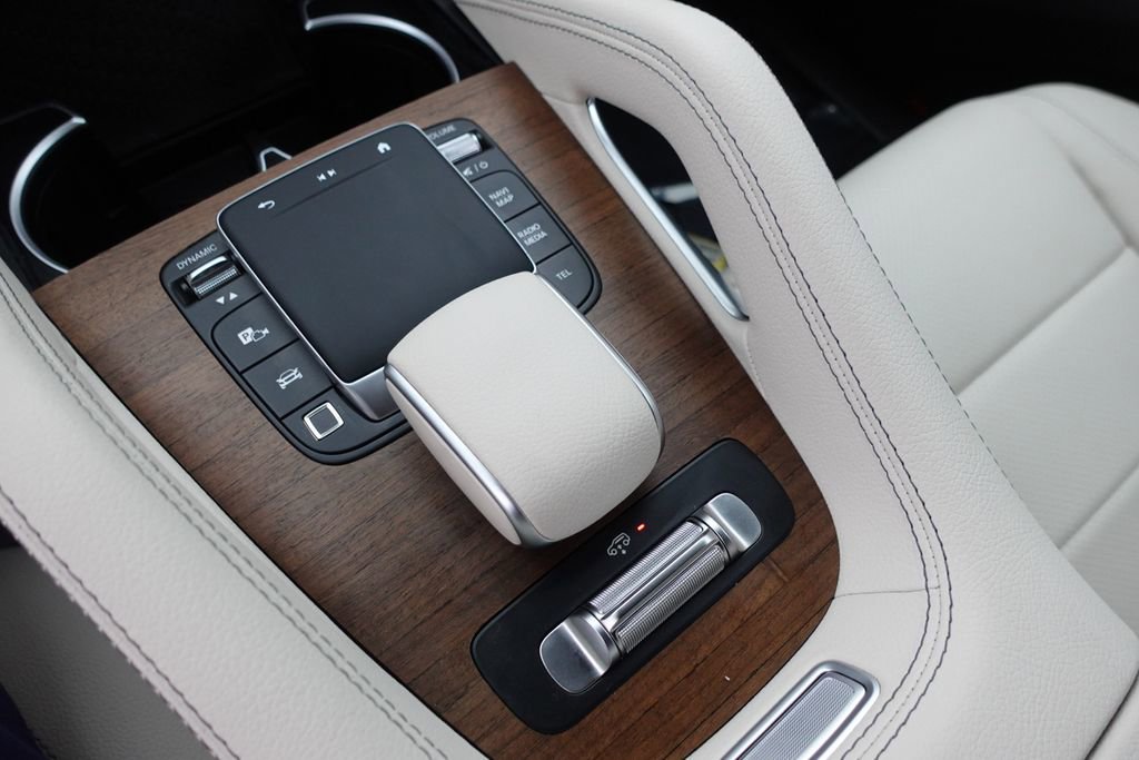 Used 2025 Mercedes-Benz GLS 450 4MATIC image 20