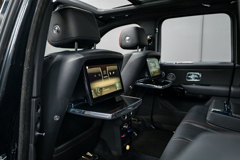 Used 2020 Rolls-Royce Cullinan AWD/4WD image 19
