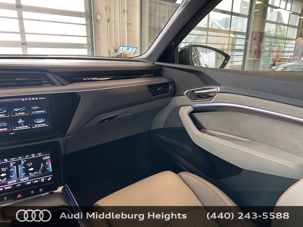 Used 2024 Audi Q8 e-tron Prestige w/ Prestige Package AWD/4WD image 31