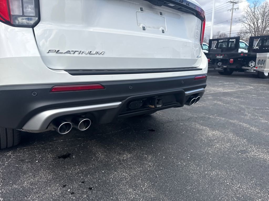 Used 2025 Ford Explorer Platinum w/ Ultimate Package AWD/4WD image 13