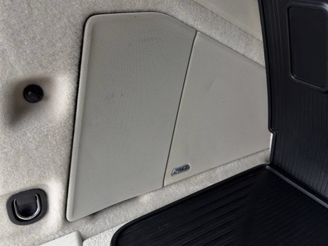 Used 2023 Cadillac Escalade Sport Platinum w/ LPO, Floor Liner Package AWD/4WD image 38