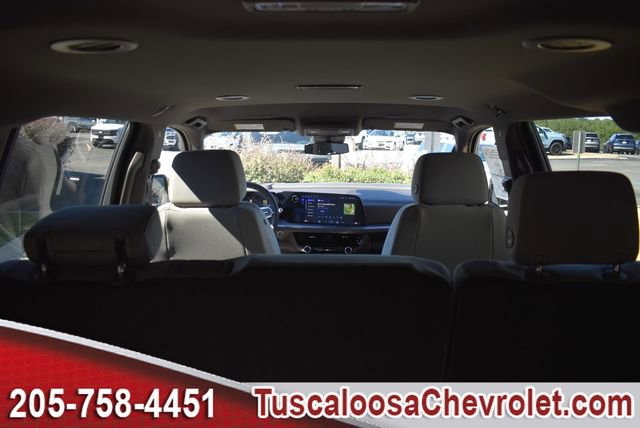 New 2026 Chevrolet Suburban LS image 10