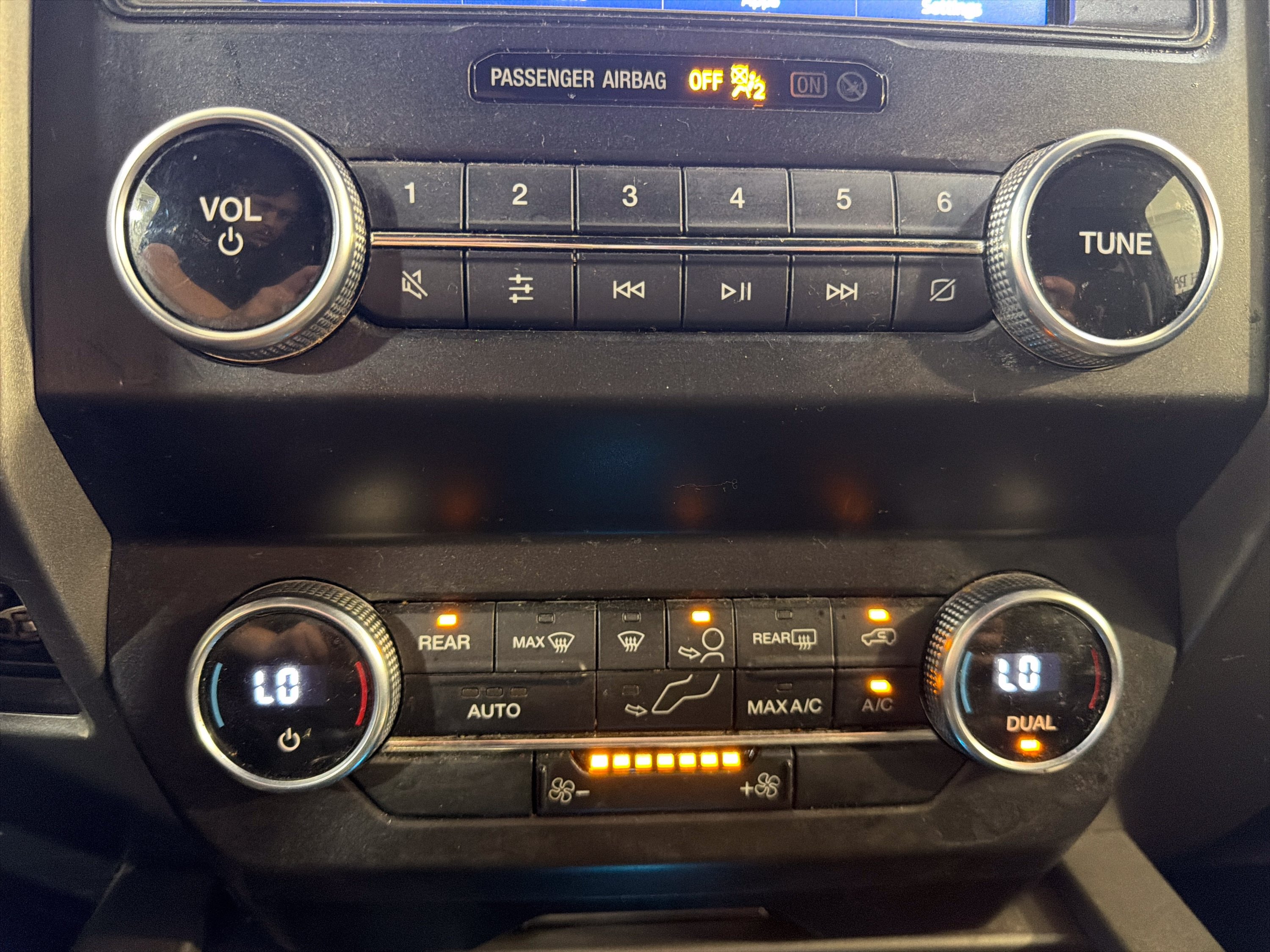 Used 2021 Ford Expedition XLT RWD image 14