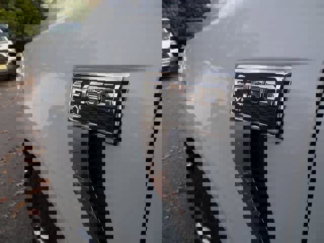 Used 2021 Ford F150 XLT w/ Equipment Group 302A High image 12