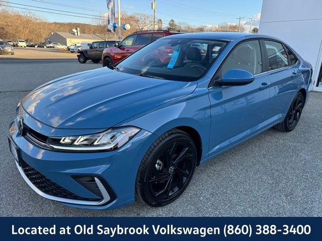 Certified 2025 Volkswagen Jetta SE