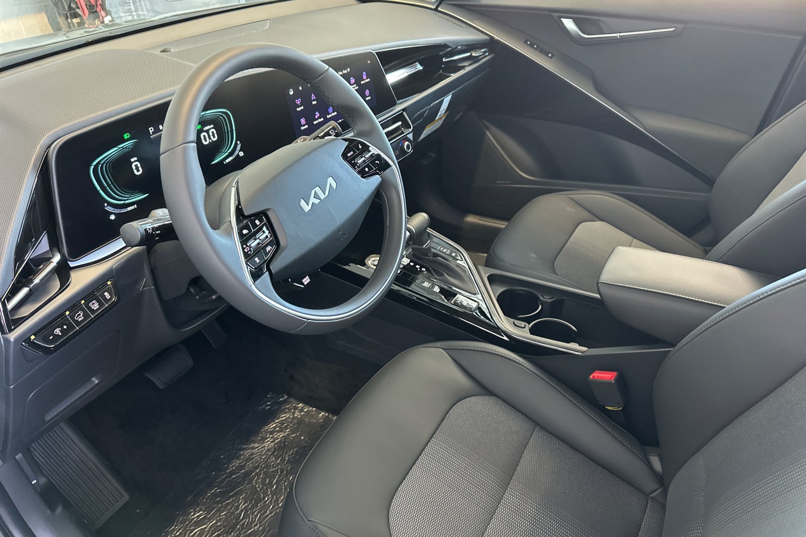 New 2026 Kia Niro EX w/ EX Premium Package FWD image 10