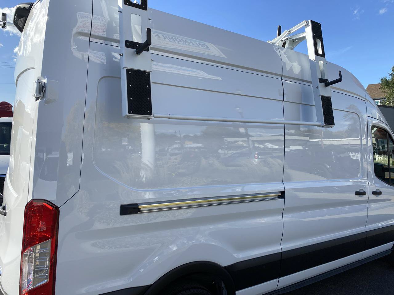 Used 2023 Ford Transit 250 148 High Roof RWD image 42