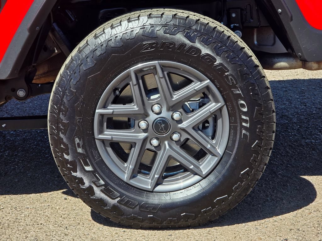 Used 2024 Jeep Gladiator Sport AWD/4WD image 27