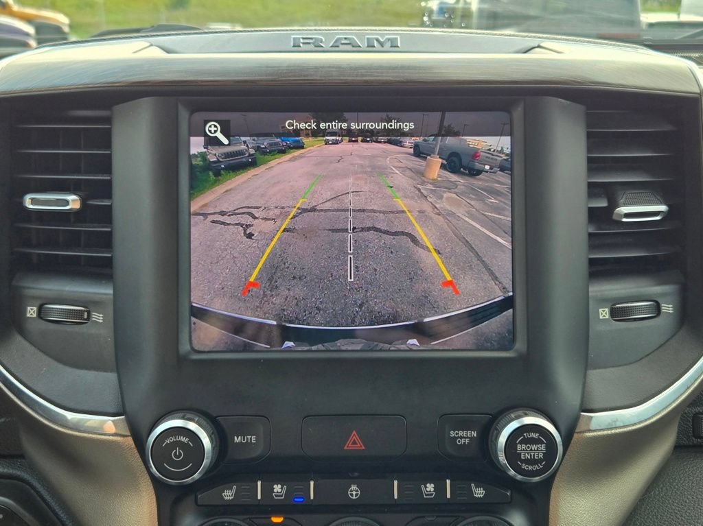 Used 2019 RAM 1500 Laramie AWD/4WD image 25